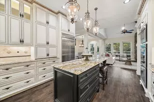 1715 Scenic Shore Dr, Houston, TX 77345 - Photo 17