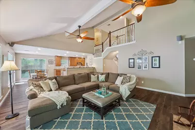 381 Oakshire Court, League City, TX 77573 - Photo 17
