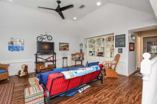 1023 Cardinal Ave, Sugar Land, TX 77478 - Photo 29