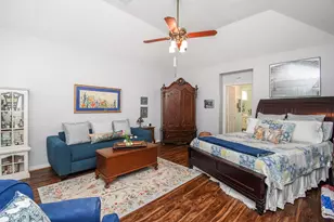 1023 Cardinal Ave, Sugar Land, TX 77478 - Photo 17