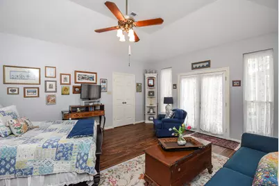 1023 Cardinal Avenue, Sugar Land, TX 77478 - Photo 19