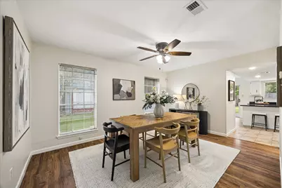 813 Lakeview Drive, Sugar Land, TX 77498 - Photo 9
