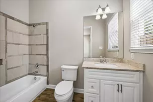5631 Kiam St, Houston, TX 77007 - Photo 5