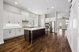 5631 Kiam St, Houston, TX 77007 - Photo 7