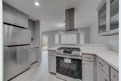 78 Brookflower Road, The Woodlands, TX 77380 - Photo 3