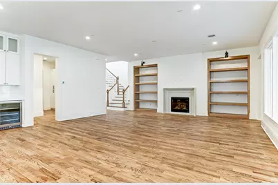 1050 W 42nd Street, Houston, TX 77018 - Photo 5