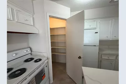 11500 Meadow Lane #4, Houston, TX 77477 - Photo 7