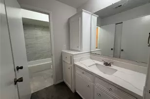 11500 Meadow Ln, Houston, TX 77477 - Photo 11