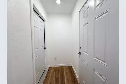 3206 Avenue K, Bay City, TX 77414 - Photo 3