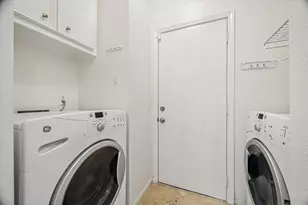 2220 Bering Dr, Houston, TX 77057 - Photo 17