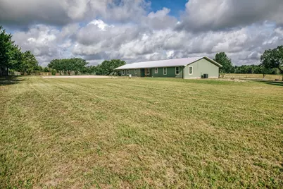 4601 Fm 390 E, Brenham, TX 77833 - Photo 9