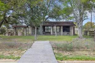 4361 US Hwy 77 S, Hallettsville, TX 77964 - Photo 27