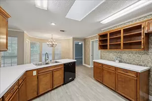 8855 Arledge Rd, Orange, TX 77632 - Photo 7