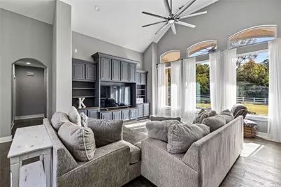 11601 King George Court, Montgomery, TX 77316 - Photo 9