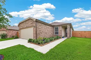 8135 Coco Blf Dr, Cypress, TX 77433 - Photo 3