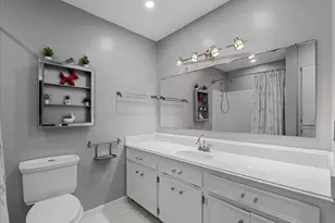 883 Silverpines Rd, Houston, TX 77062 - Photo 25