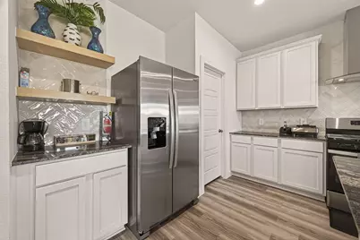 10514 Wellesley Terrace Trail, Houston, TX 77051 - Photo 9