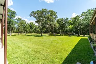 6470 County Rd 3, Sweeny, TX 77480 - Photo 13
