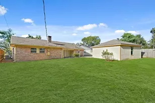 5714 N Braeswood Blvd, Houston, TX 77096 - Photo 3