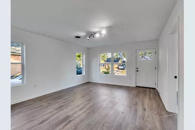 2416 Cumberland Street, Houston, TX 77023 - Photo 11