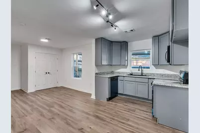2416 Cumberland Street, Houston, TX 77023 - Photo 3