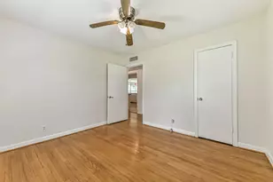 3023 Fairhope St, Houston, TX 77025 - Photo 21