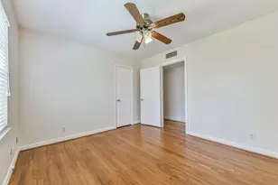 3023 Fairhope St, Houston, TX 77025 - Photo 17