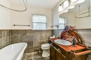 3023 Fairhope St, Houston, TX 77025 - Photo 19