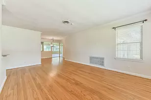3023 Fairhope St, Houston, TX 77025 - Photo 7