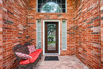 10402 Sage Dock Court, Houston, TX 77089 - Photo 3