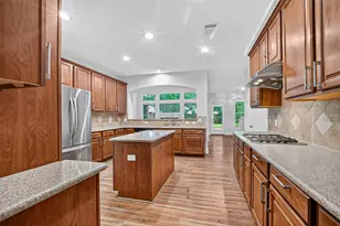 10402 Sagedock Ct, Houston, TX 77089 - Photo 13