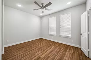256 W 28th St, Houston, TX 77008 - Photo 27