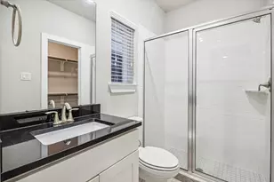 256 W 28th St, Houston, TX 77008 - Photo 29