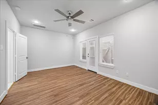 256 W 28th St, Houston, TX 77008 - Photo 25