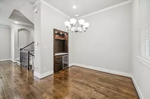 256 W 28th St, Houston, TX 77008 - Photo 5