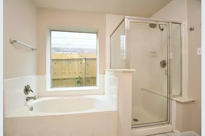 12426 Silverwyck Drive, Houston, TX 77014 - Photo 27