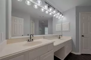 311 N Esplanade Ln, Stafford, TX 77477 - Photo 35