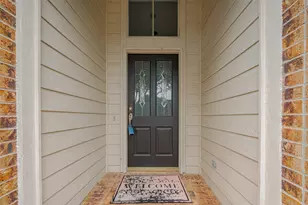 311 N Esplanade Ln, Stafford, TX 77477 - Photo 5