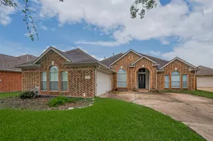 311 N Esplanade Ln, Stafford, TX 77477 - Photo 1