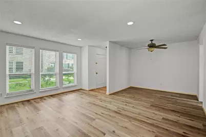 1334 Country Place Drive, Houston, TX 77079 - Photo 7