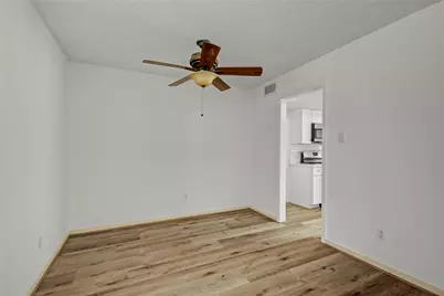 1334 Country Place Drive, Houston, TX 77079 - Photo 9