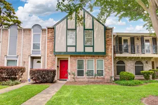 1334 Country Pl Dr, Houston, TX 77079 - Photo 1