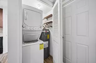 1880 White Oak Dr, Houston, TX 77009 - Photo 11