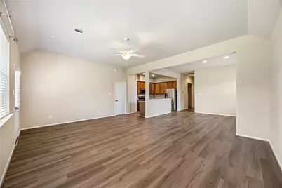 39 Butternut Grove Place, The Woodlands, TX 77375 - Photo 9