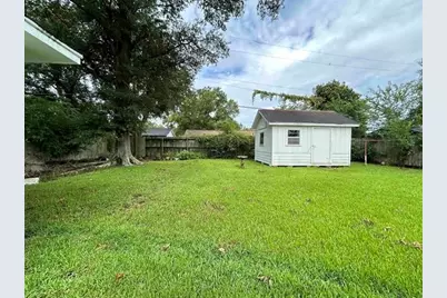 270 Ferndale Lane, Beaumont, TX 77707 - Photo 29