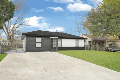 3013 Bloomfield Street, Houston, TX 77051 - Photo 1