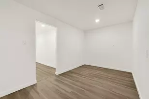 3013 Bloomfield St, Houston, TX 77051 - Photo 19