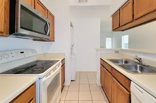 7575 Cambridge St, Houston, TX 77054 - Photo 13