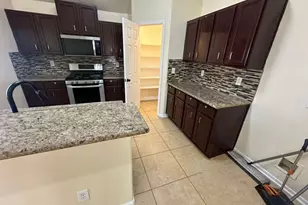 5718 Straight Way, Houston, TX 77339 - Photo 11
