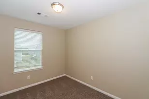 8015 Distant Harbor Rd, Cove, TX 77523 - Photo 9